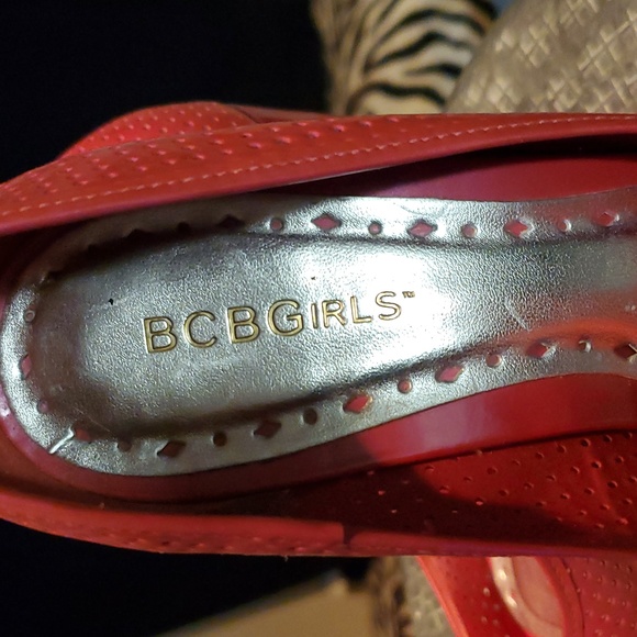 BCBG "Barbie" Pink Perferated Peep Toe Cut Out Wedge size 8.5 ☆LIKE NEW☆ - Picture 6 of 16